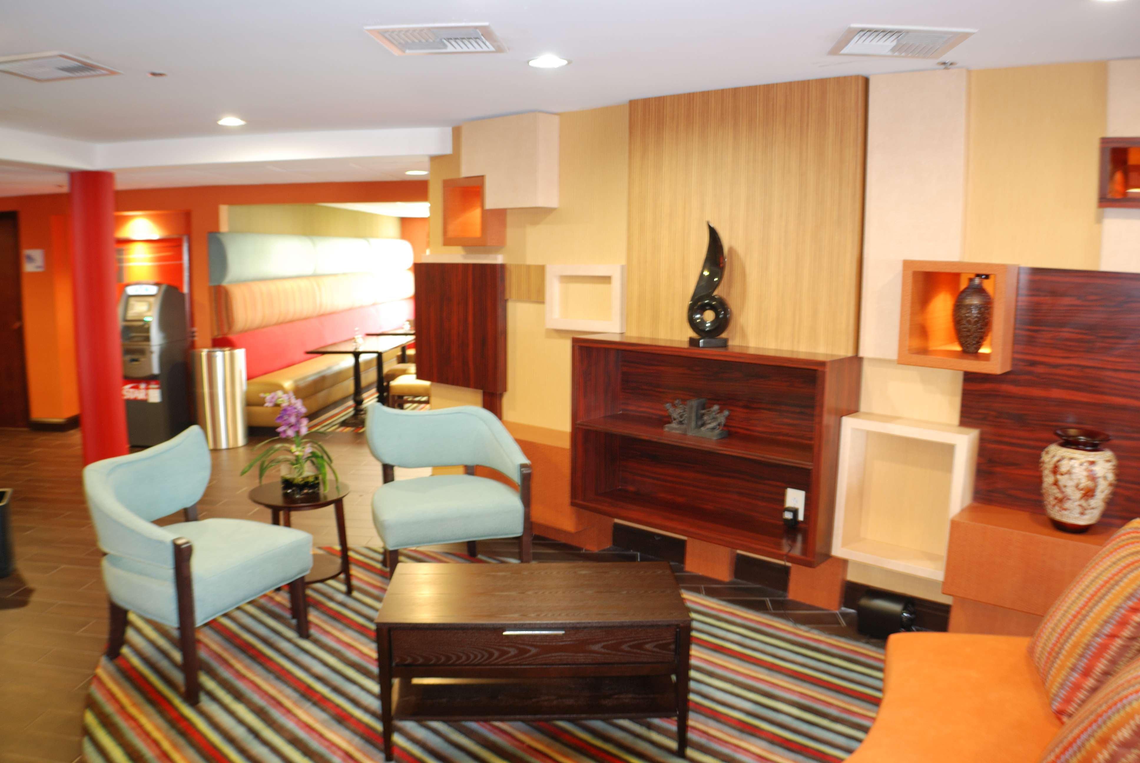Holiday Inn Express Nashville W-I40 By Ihg Exterior photo