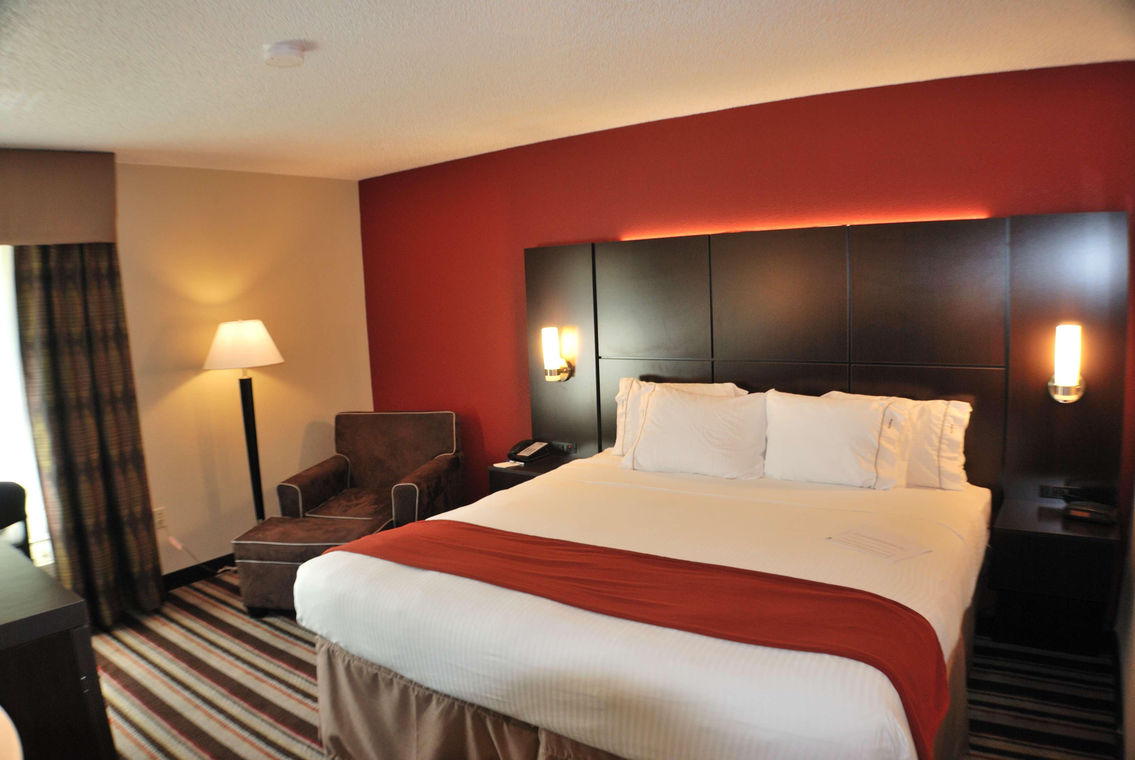 Holiday Inn Express Nashville W-I40 By Ihg Exterior photo